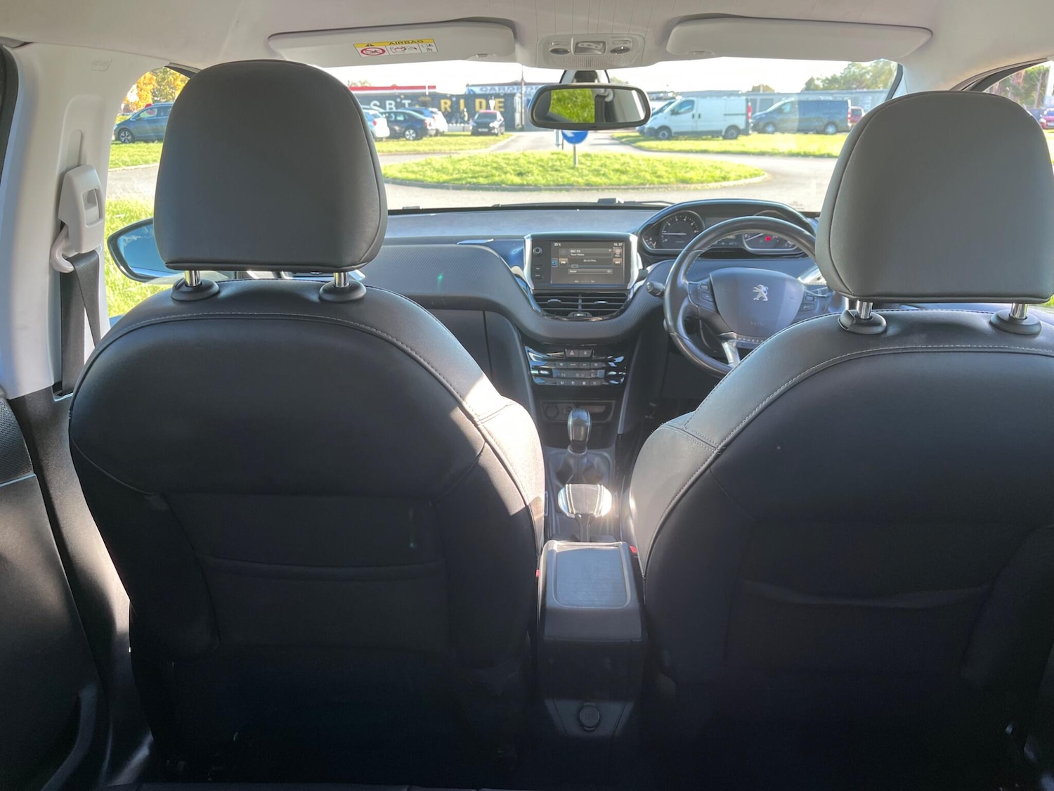 Used Peugeot 2008 2015 for sale - 75781955: Photo 10