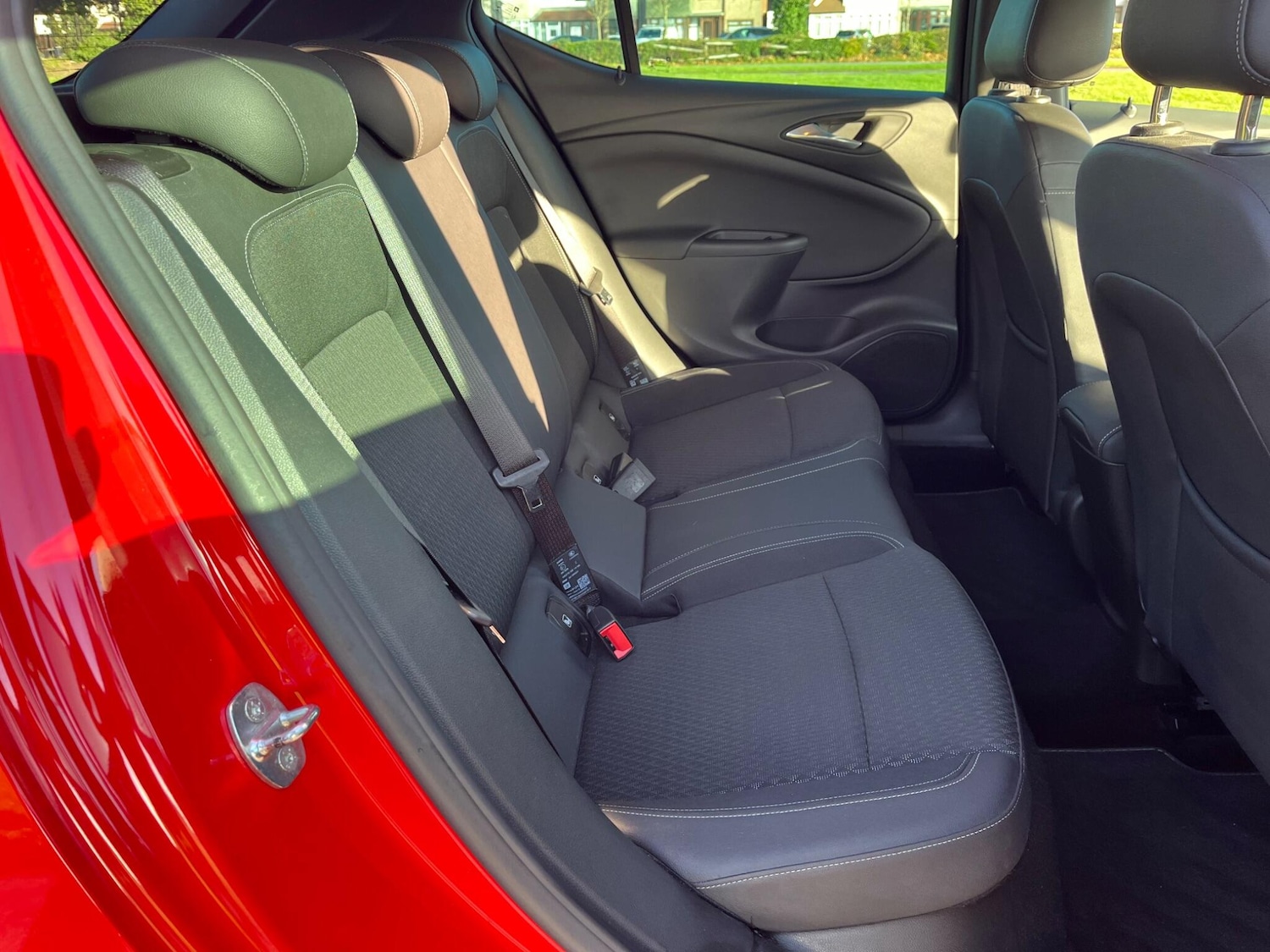 Used Vauxhall Astra for sale - 76989605: Photo 15