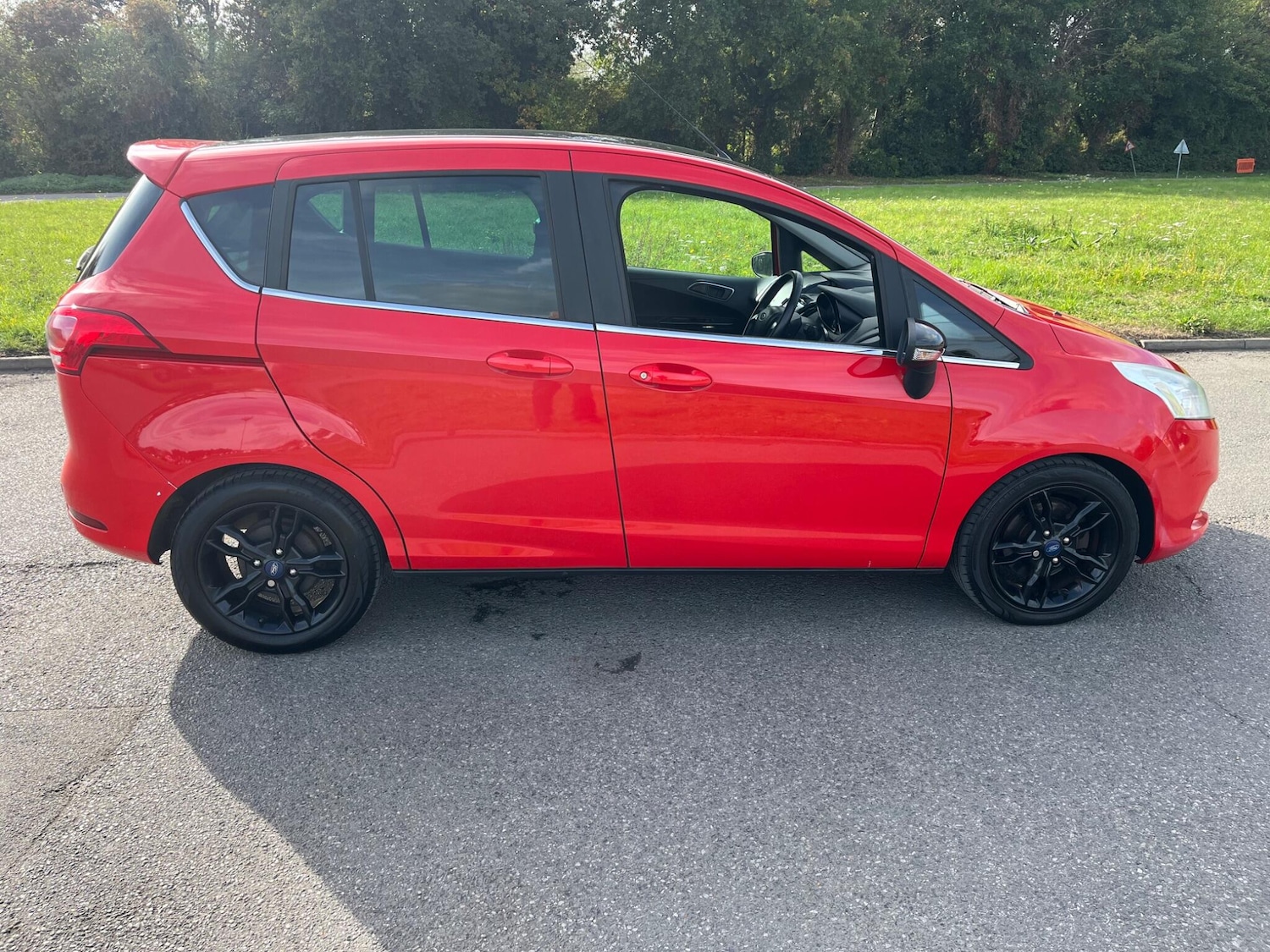 Used Ford B-MAX 2016 for sale - 76989468: Photo 5