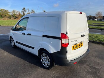 Used Ford Transit Courier 2018 for sale - 76561356: Photo