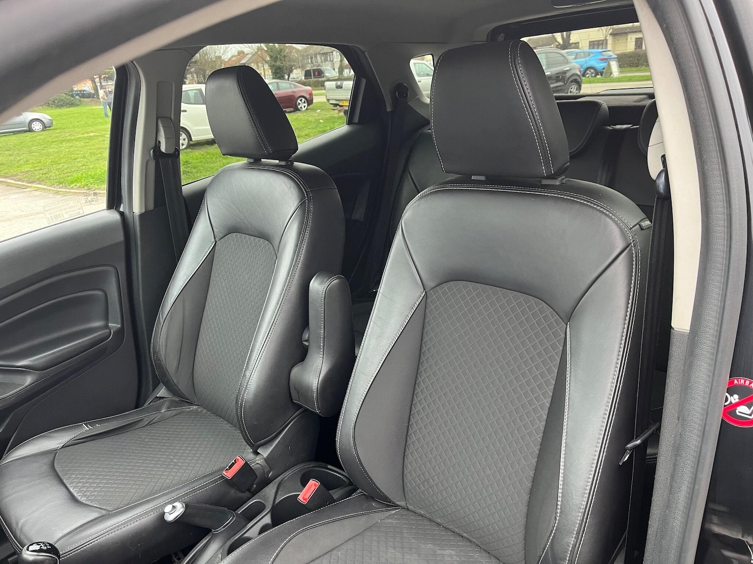 Used Ford Ecosport 2017 for sale - 76912936: Photo 15