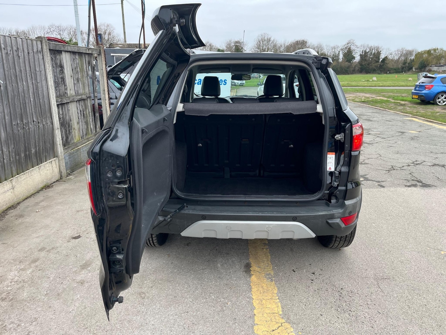 Used Ford Ecosport 2017 for sale - 76912936: Photo 9