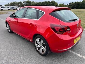 Used Vauxhall Astra 2015 for sale - 75646663: Photo