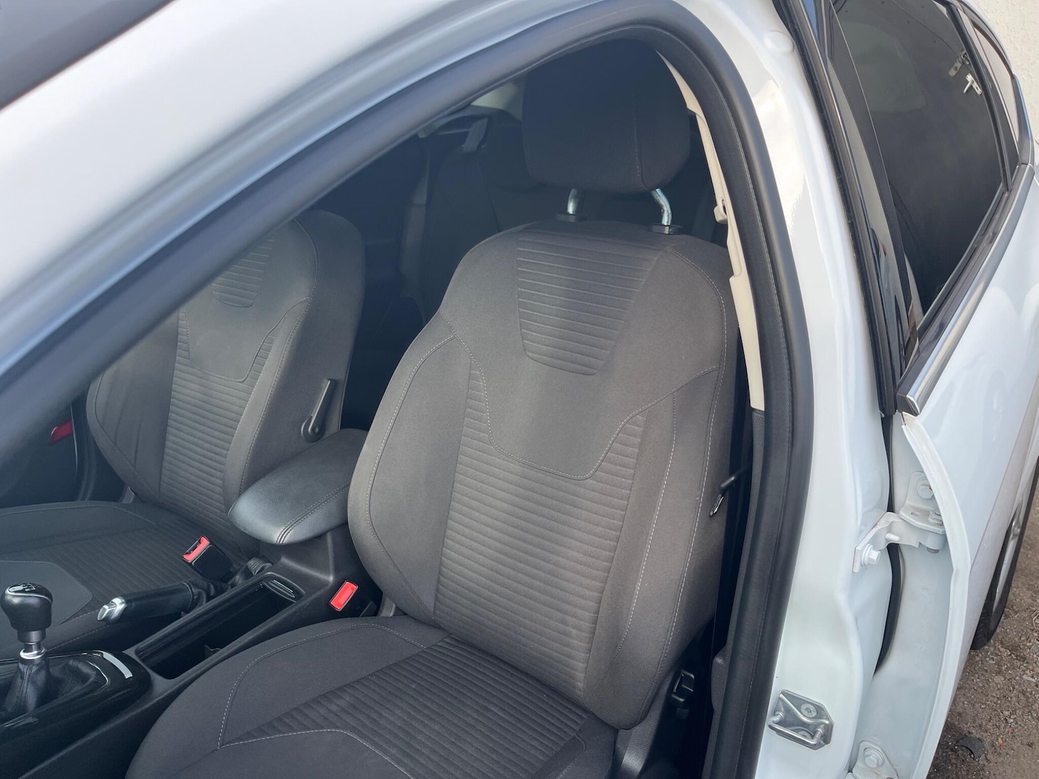 Used Ford Focus 2017 for sale - 76138570: Photo 14