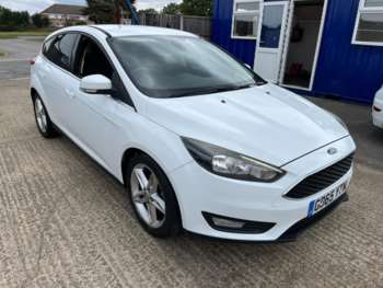 2015 (65) - 1.0T EcoBoost Zetec Euro 6 (s/s) 5dr