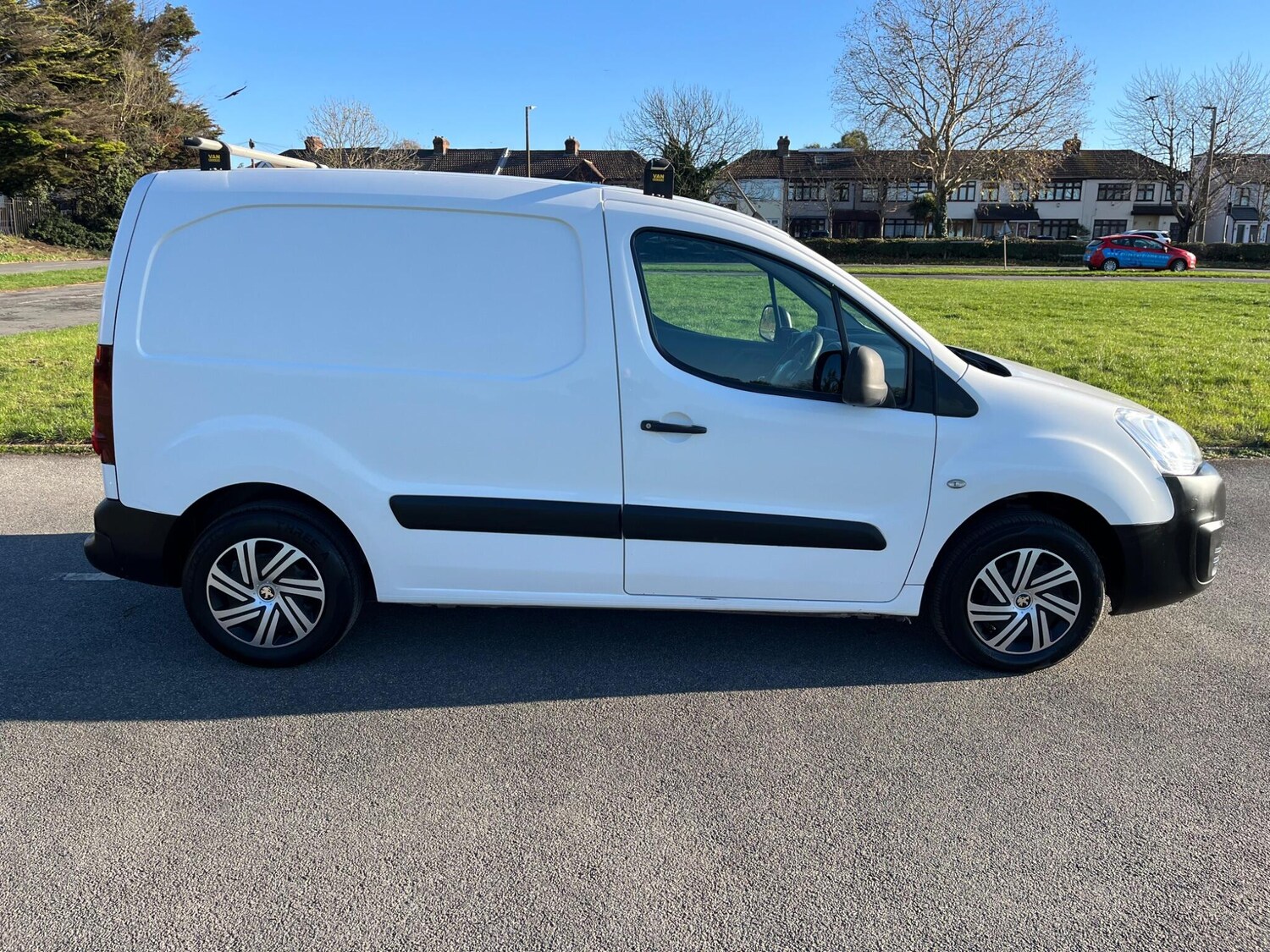 Used Peugeot Partner 2018 for sale - 76645905: Photo 7