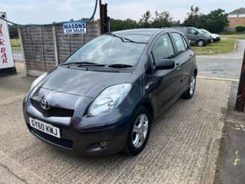 Used Toyota Yaris 2010 for sale - 74686575: Photo
