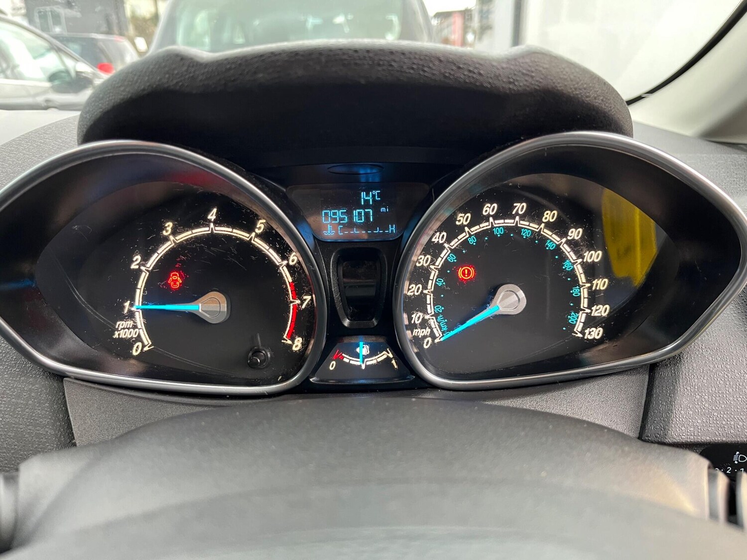 Used Ford Fiesta 2015 for sale - 76538181: Photo 11