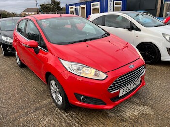 Used Ford Fiesta 2015 for sale - 76538181: Photo