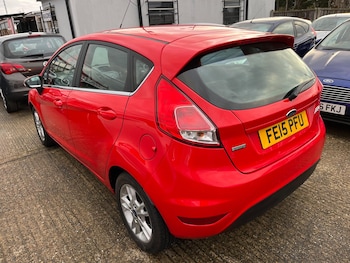 Used Ford Fiesta 2015 for sale - 76538181: Photo
