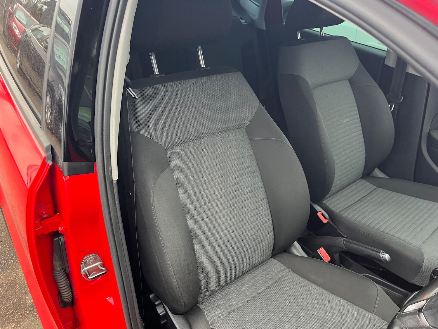 Used Volkswagen Polo 2013 for sale - 78006376: Photo 9