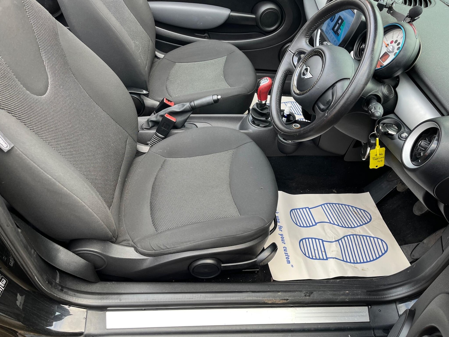 Used MINI Convertible 2012 for sale - 76359834: Photo 11