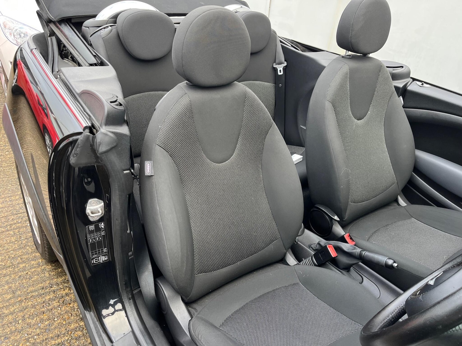 Used MINI Convertible 2012 for sale - 76359834: Photo 12