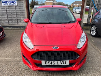 Used Ford Fiesta 2015 for sale - 78034504: Photo