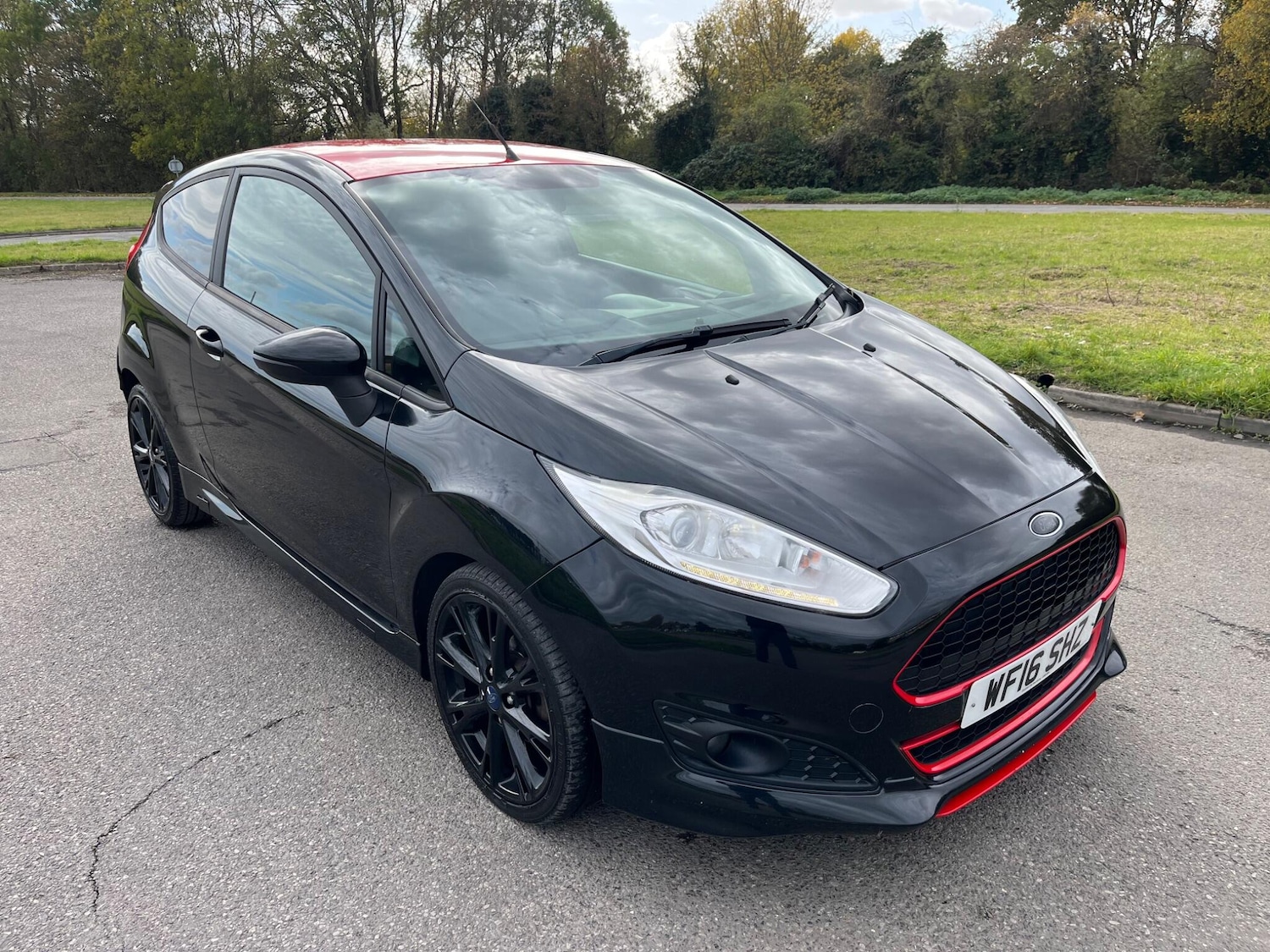 Used Ford Fiesta 2016 for sale - 76306349: Photo 1