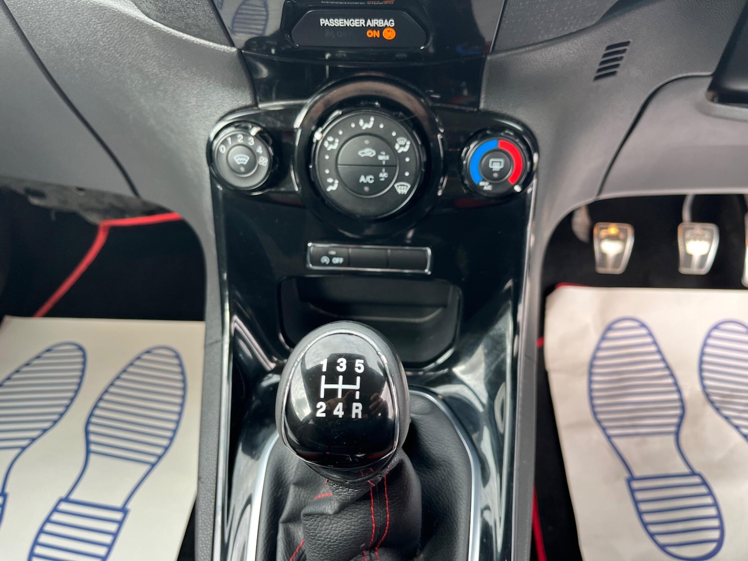 Used Ford Fiesta 2016 for sale - 76306349: Photo 17