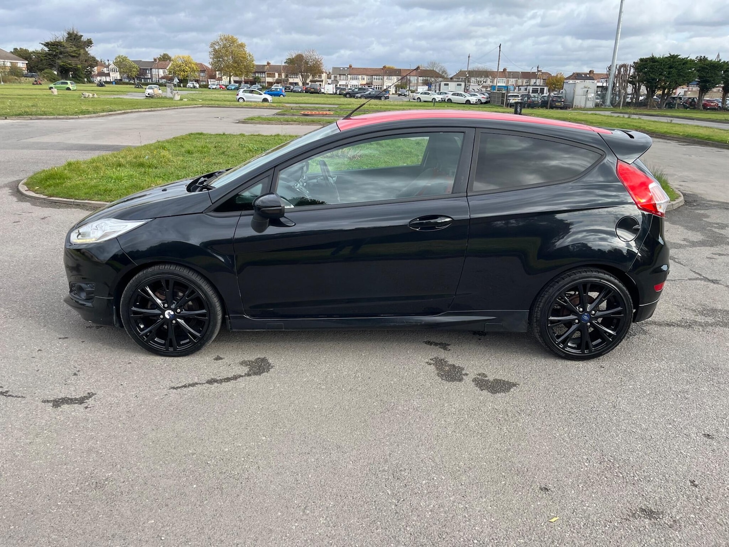 Used Ford Fiesta 2016 for sale - 76306349: Photo 8