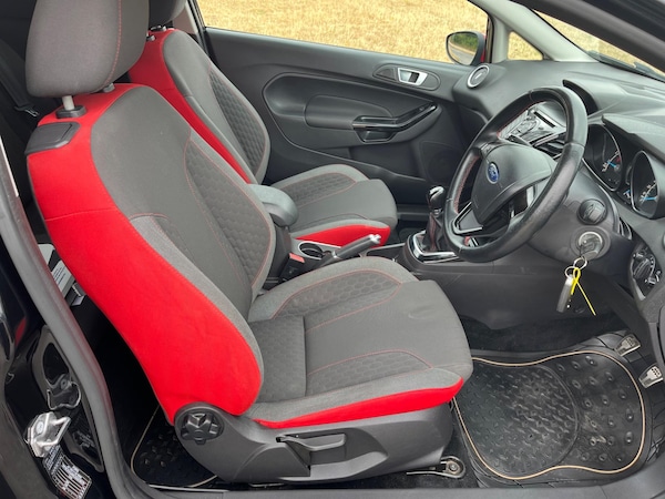 Used Ford Fiesta 2016 for sale - 74935295: Photo 12