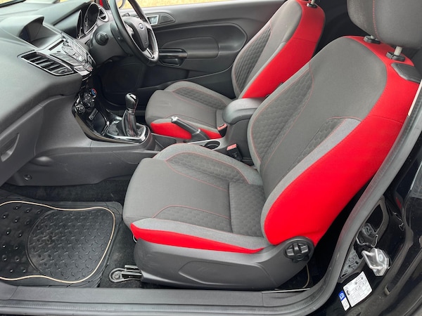 Used Ford Fiesta 2016 for sale - 74935295: Photo 15