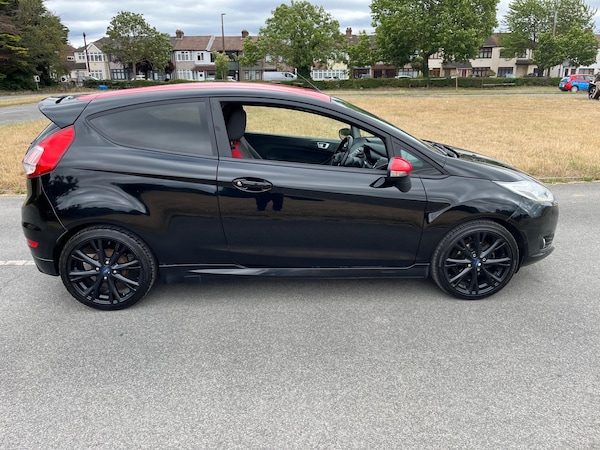 Used Ford Fiesta 2016 for sale - 74935295: Photo 7