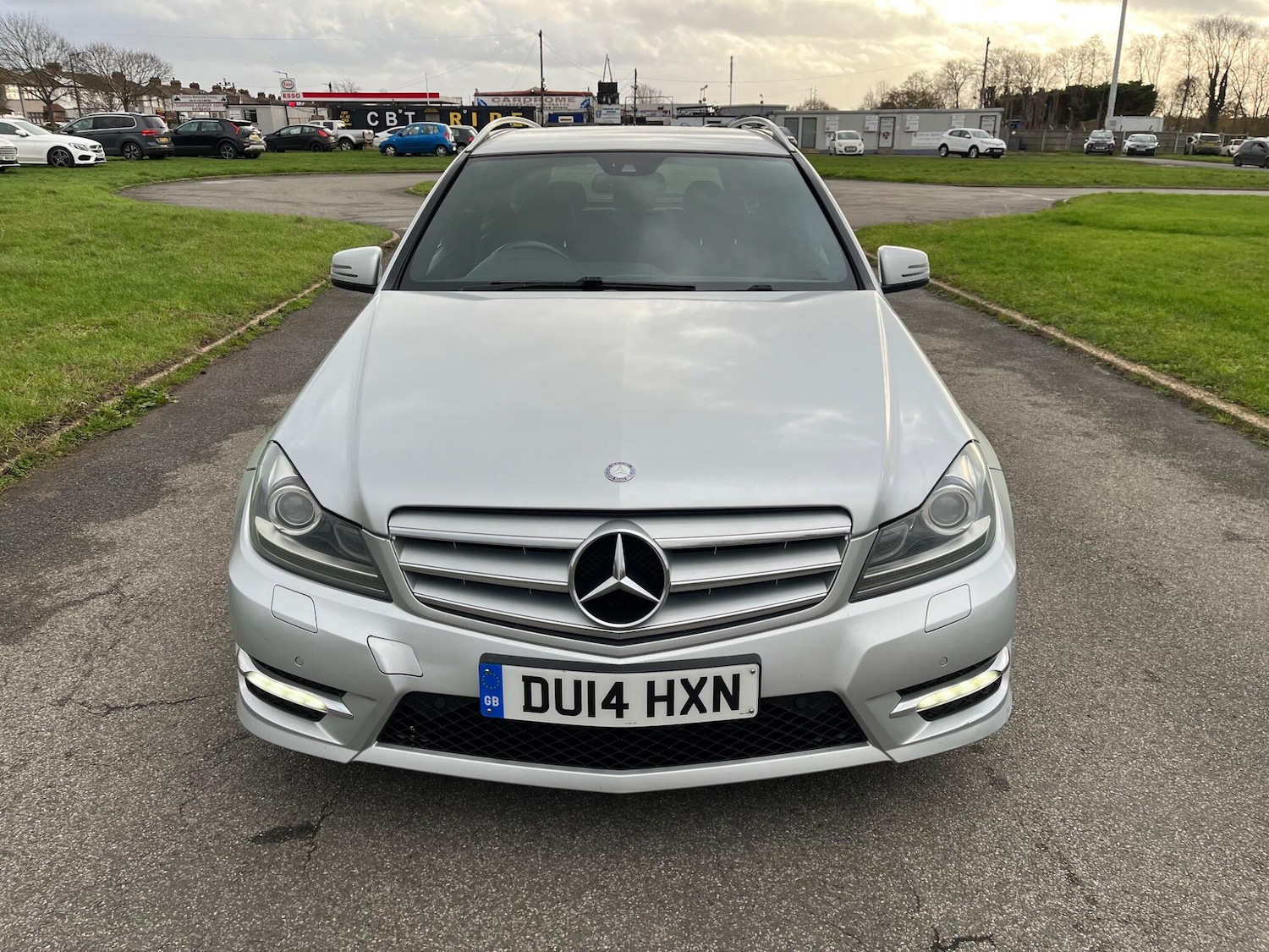 Used Mercedes-Benz C Class 2014 for sale - 76850006: Photo 2