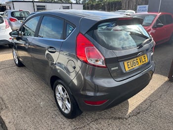 Used Ford Fiesta 2016 for sale - 79645057: Photo