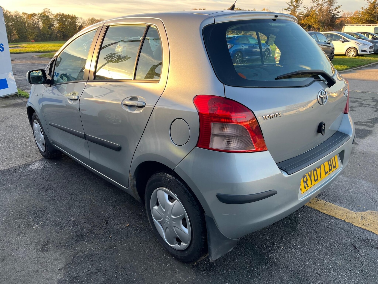 Used Toyota Yaris 2007 for sale - 76714400: Photo 4