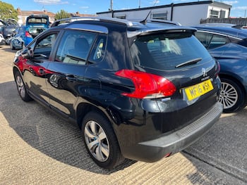Used Peugeot 2008 2016 for sale - 79496503: Photo