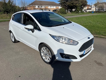 Used Ford Fiesta 2015 for sale - 77279124: Photo