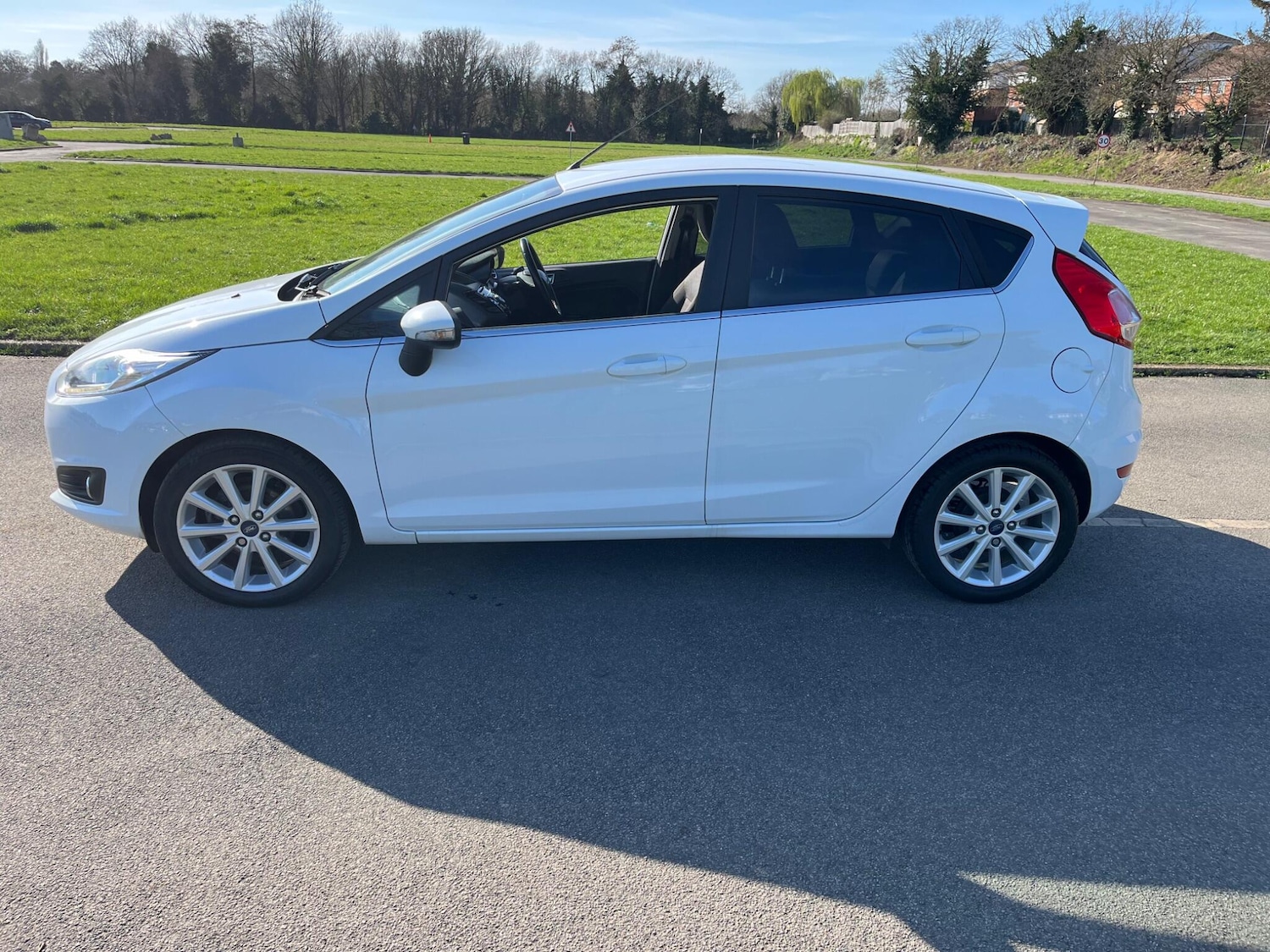 Used Ford Fiesta 2015 for sale - 77279124: Photo 8