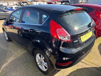 Used Ford Fiesta 2017 for sale - 77237638: Photo