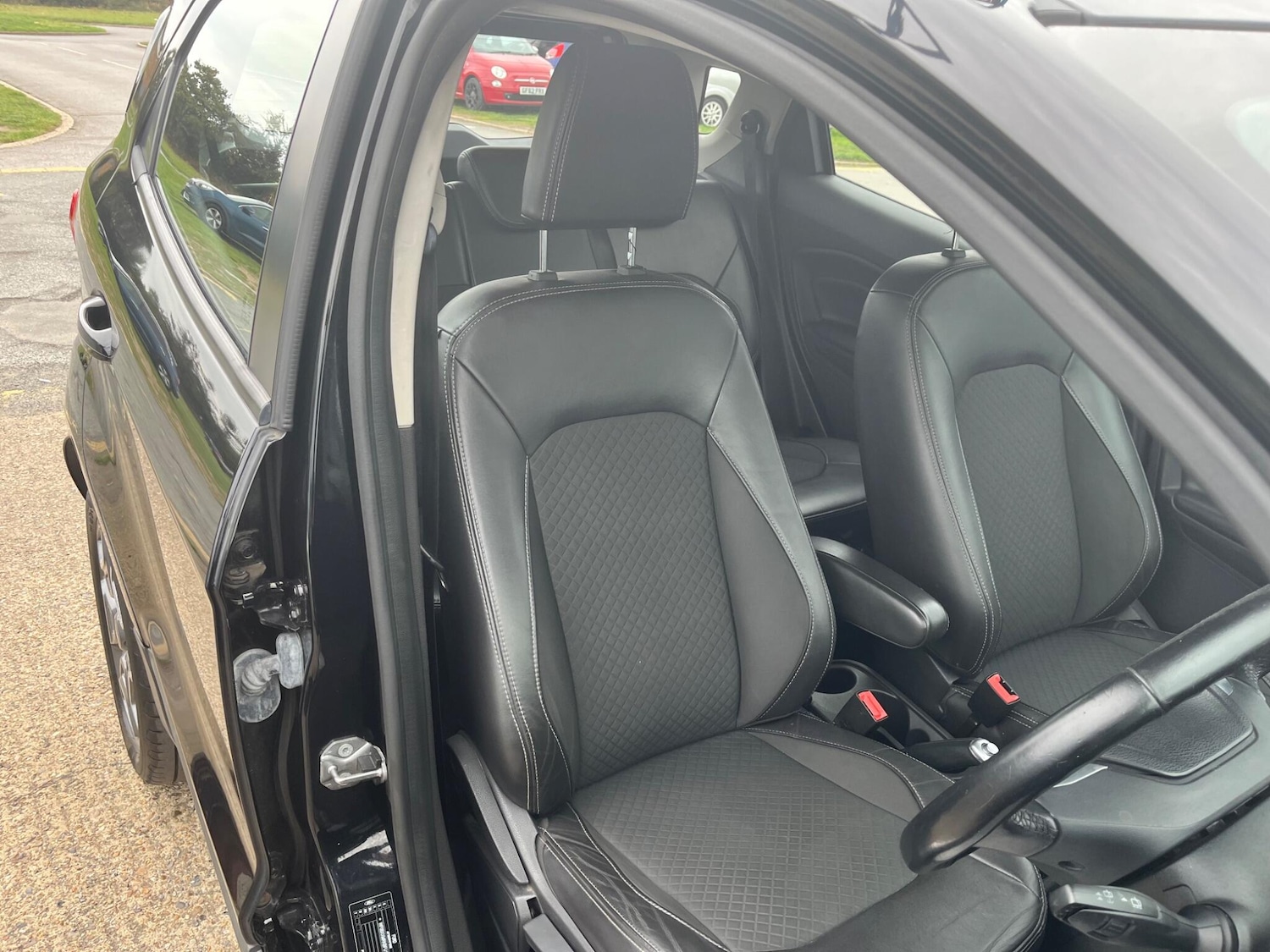 Used Ford Ecosport 2016 for sale - 76179472: Photo 11