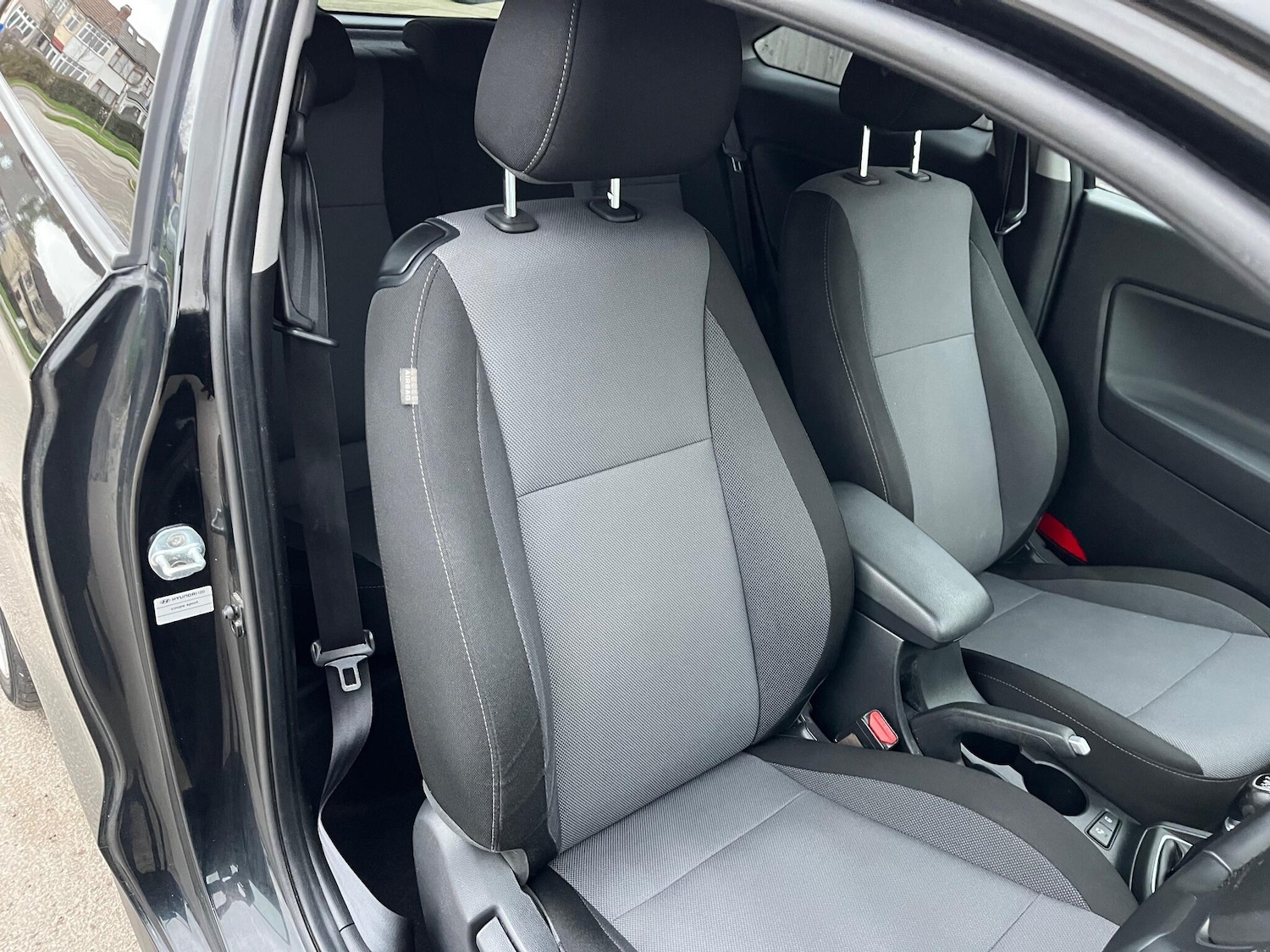 Used Hyundai i20 2016 for sale - 77040265: Photo 12