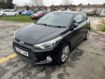 Used Hyundai i20 2016 for sale - 77040265: Photo