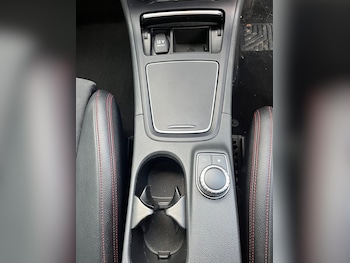 Used Mercedes-Benz B Class 2017 for sale - 77163176: Photo