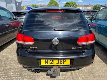 Used Volkswagen Golf 2010 for sale - 78517227: Photo