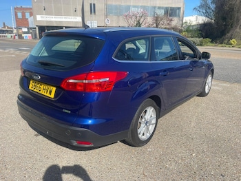 Used Ford Focus 2017 for sale - 78504098: Photo