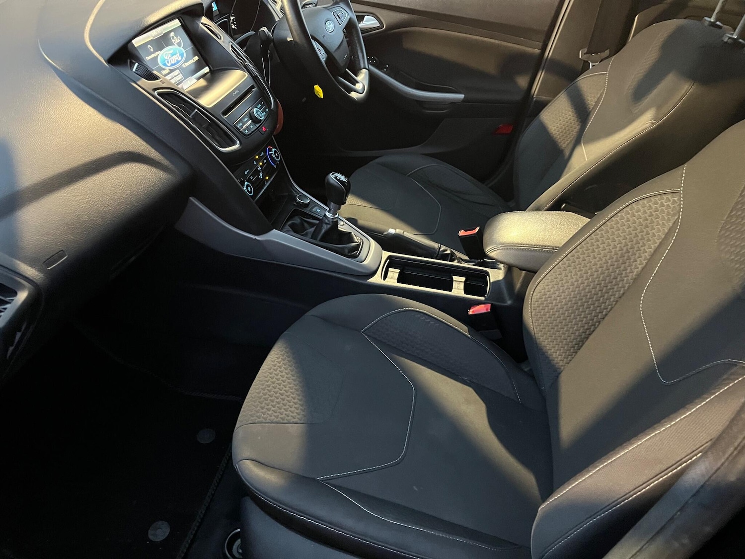 Used Ford Focus 2016 for sale - 76898947: Photo 11