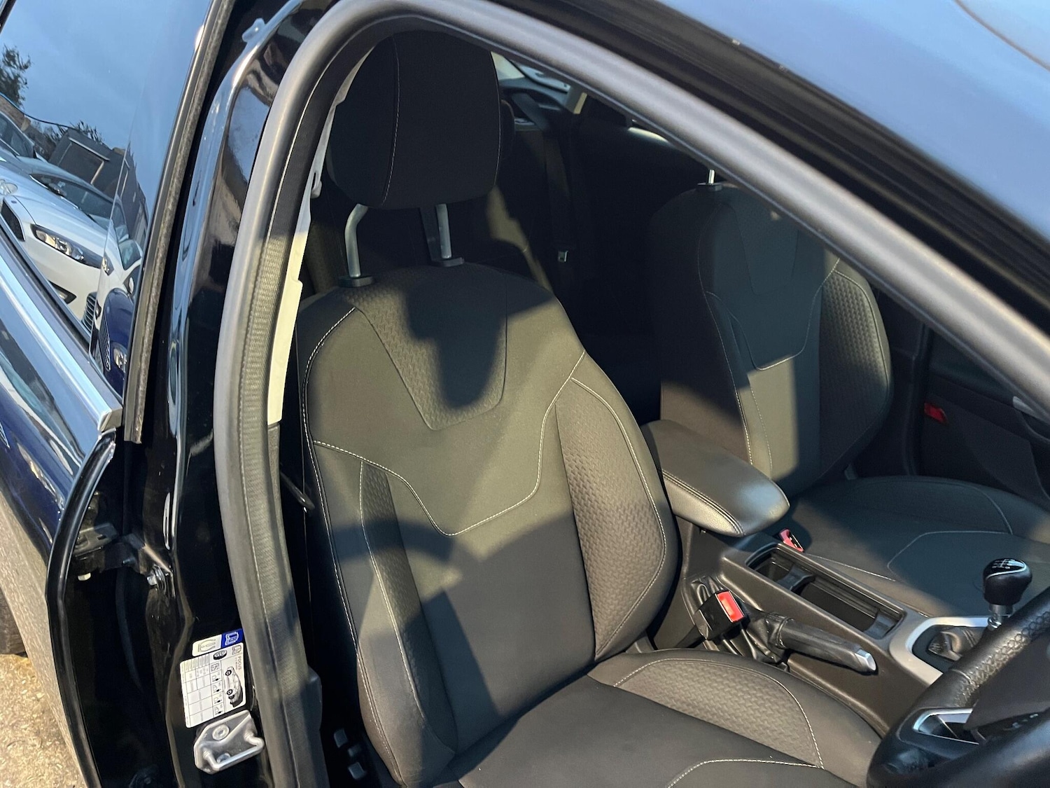 Used Ford Focus 2016 for sale - 76898947: Photo 9