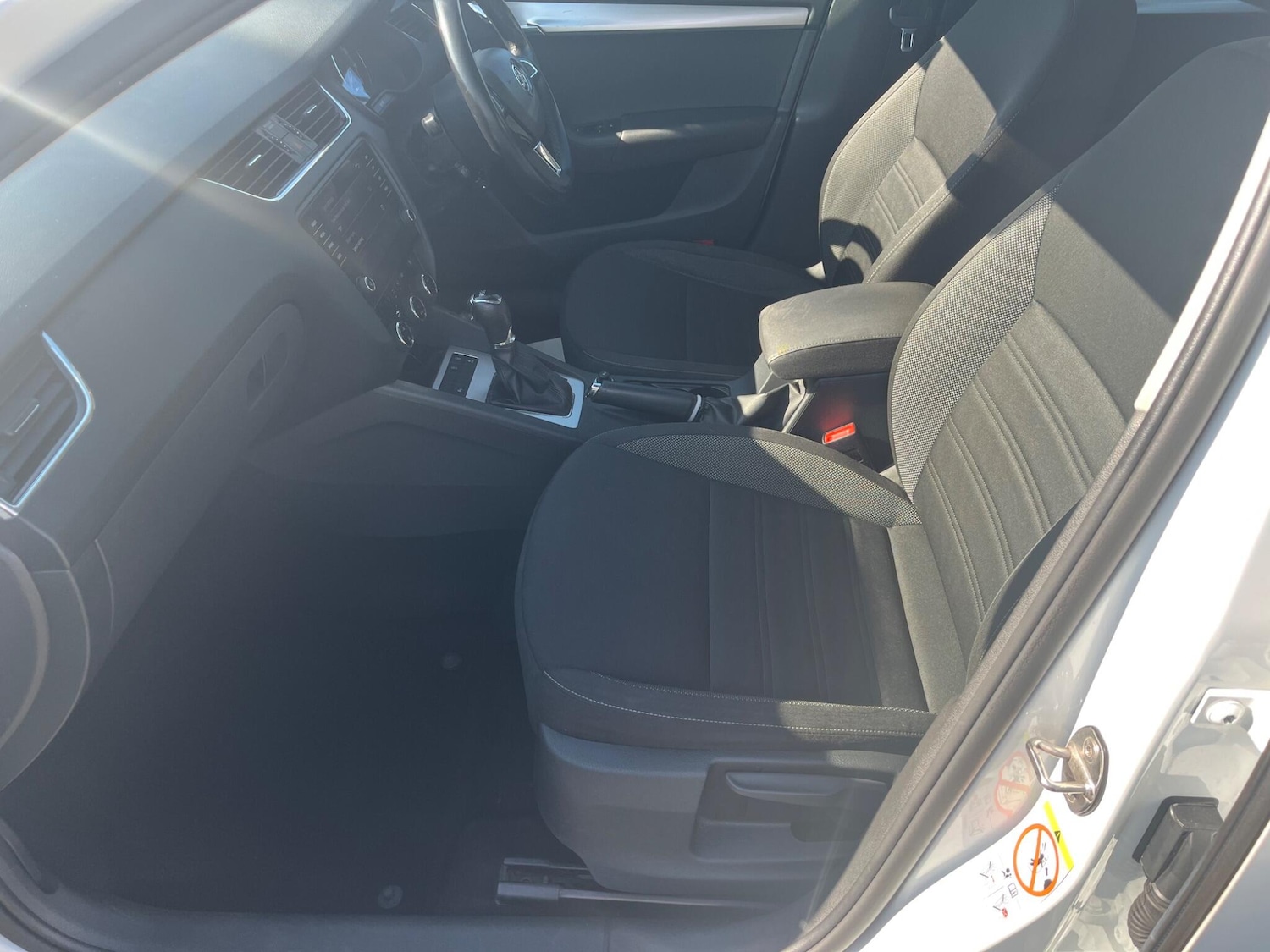 Used Skoda Octavia 2018 for sale - 76094904: Photo 14