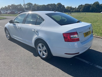 Used Skoda Octavia 2018 for sale - 76094904: Photo 4