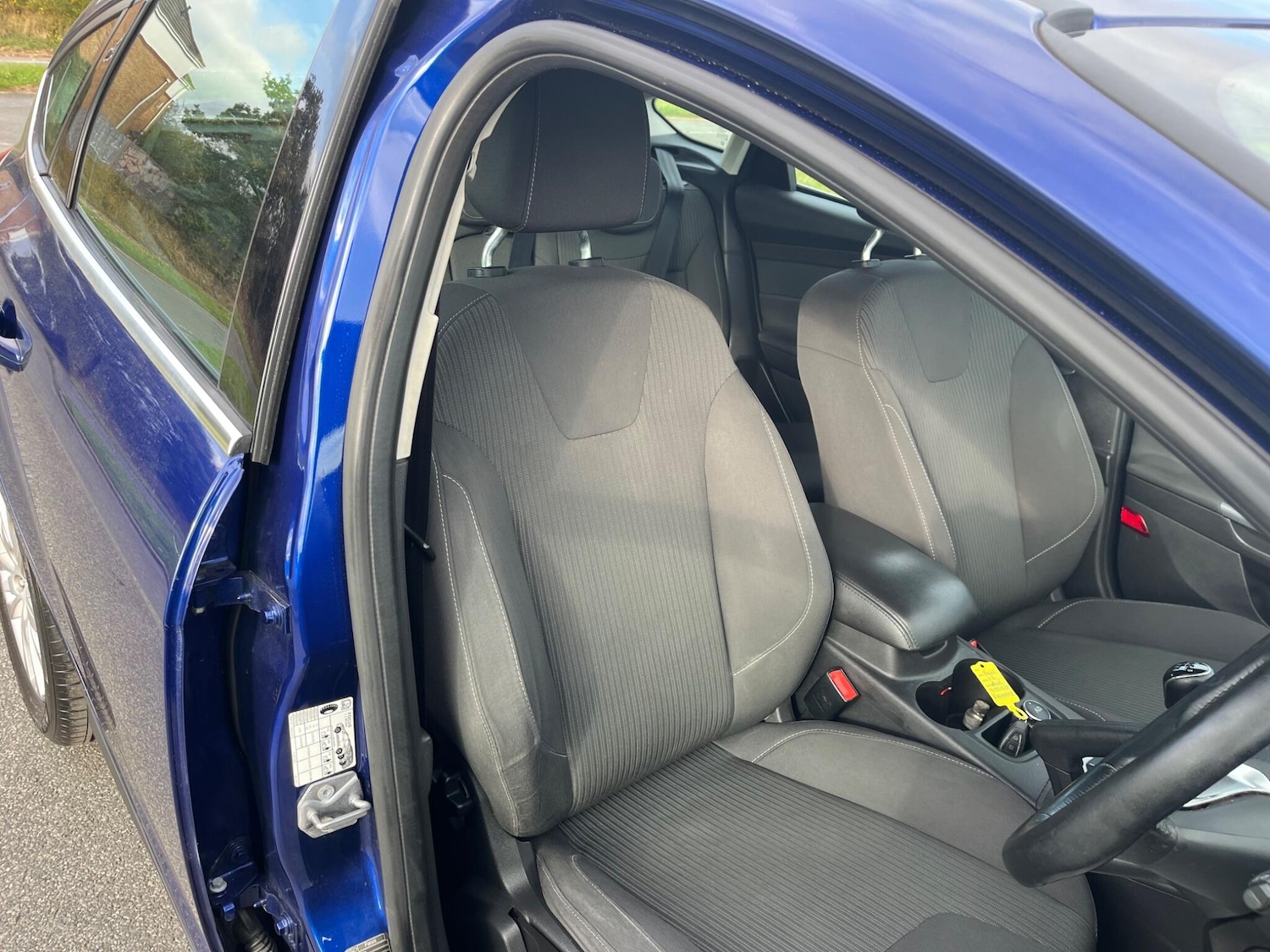 Used Ford Focus 2014 for sale - 76042340: Photo 13