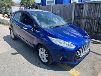Used Ford Fiesta 2016 for sale - 79092868: Photo