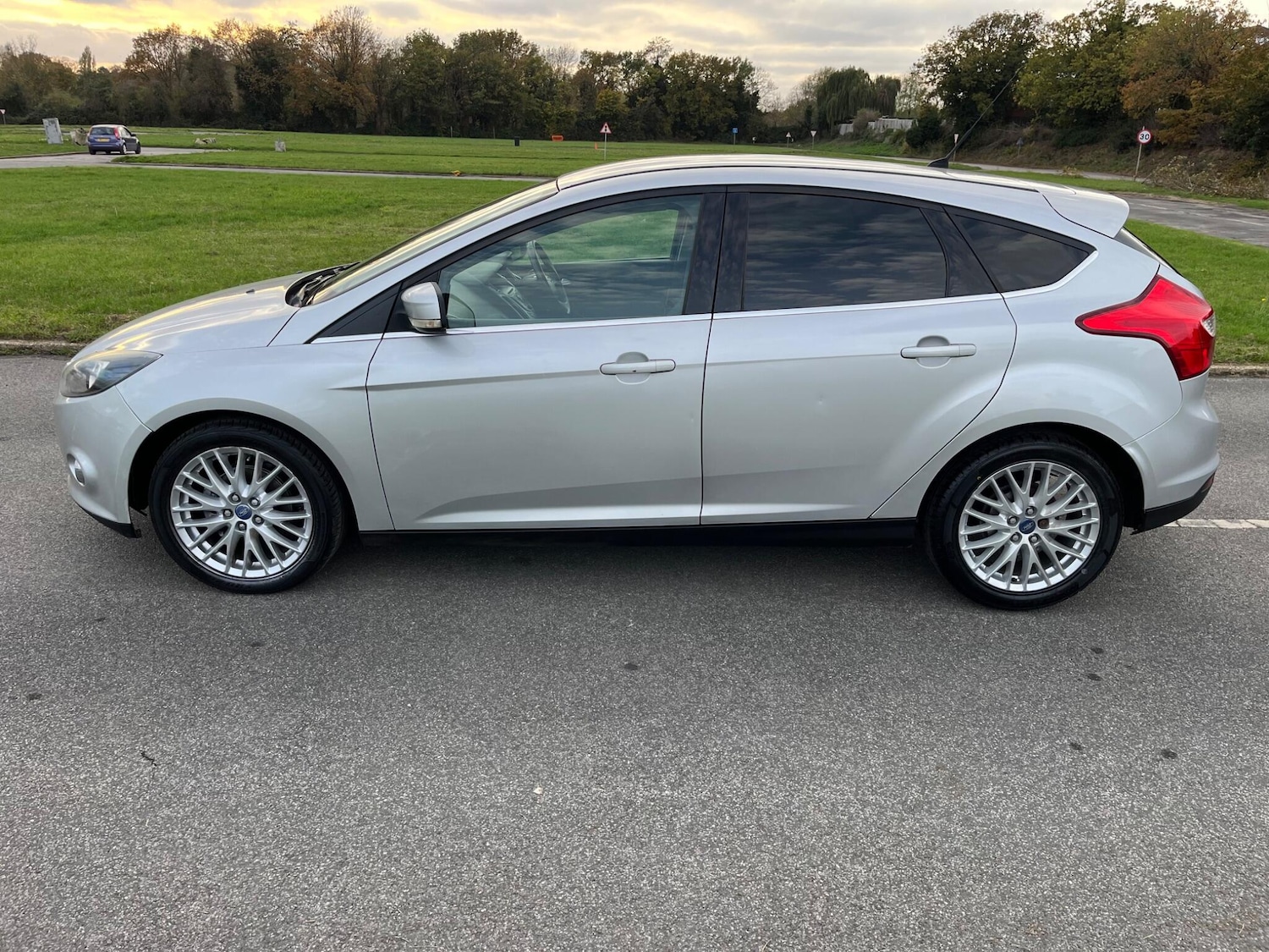 Used Ford Focus 2012 for sale - 76700731: Photo 10