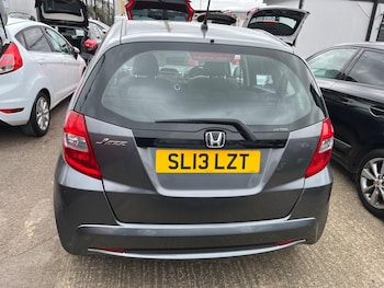 Used Honda Jazz 2013 for sale - 77940430: Photo