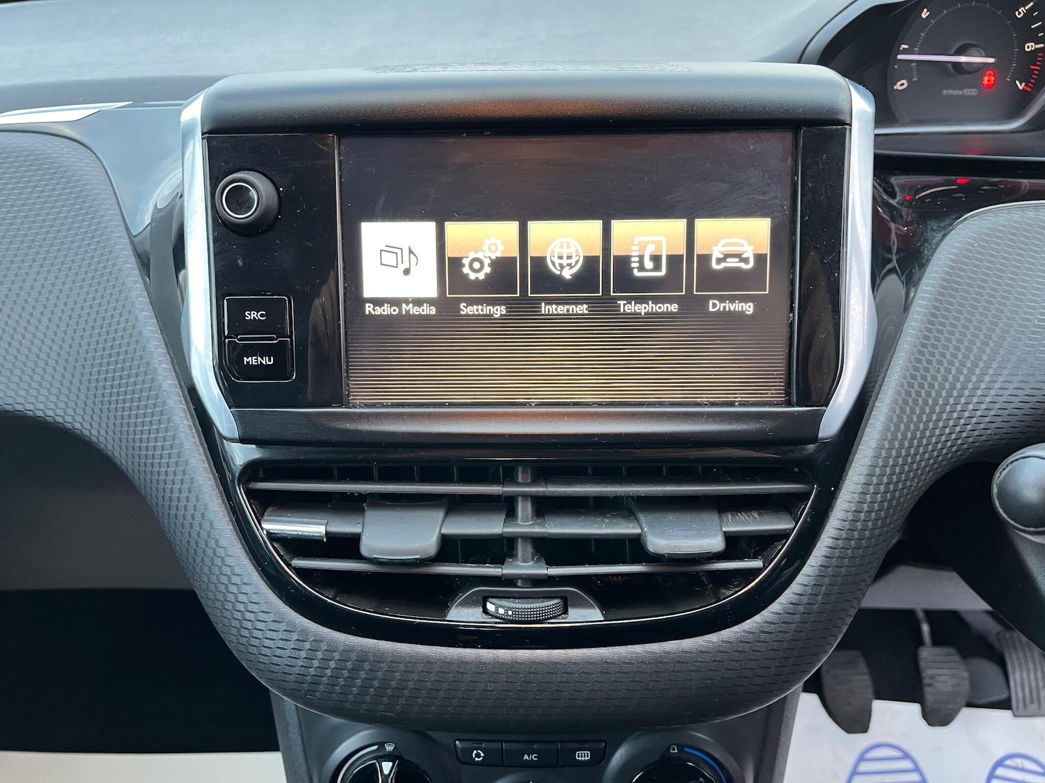 Used Peugeot 2008 2016 for sale - 76997198: Photo 17