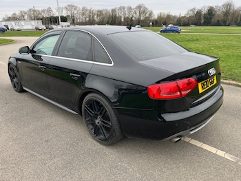 Used Audi A4 2010 for sale - 77479088: Photo