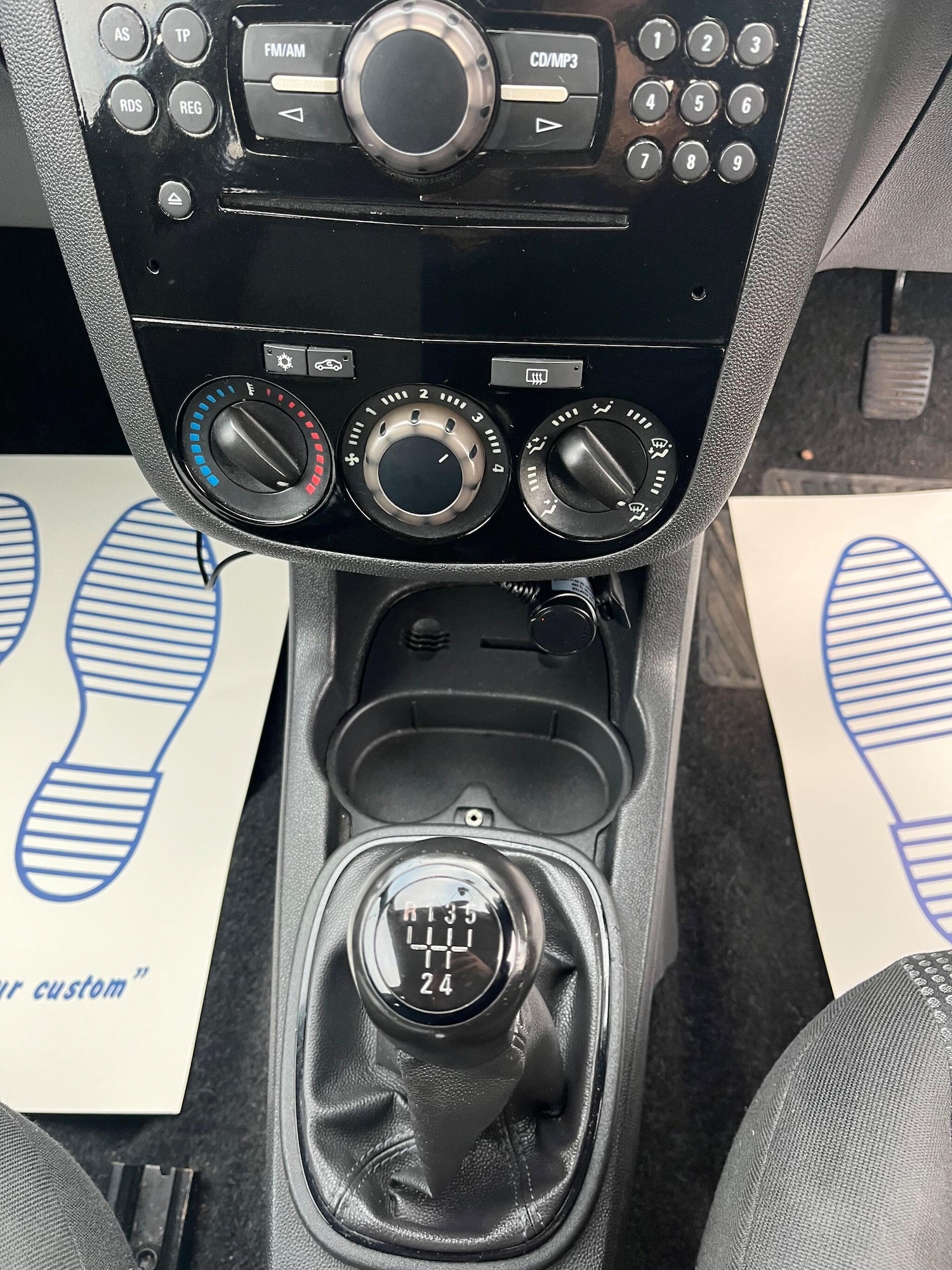 Used Vauxhall Corsa 2010 for sale - 77120367: Photo 11