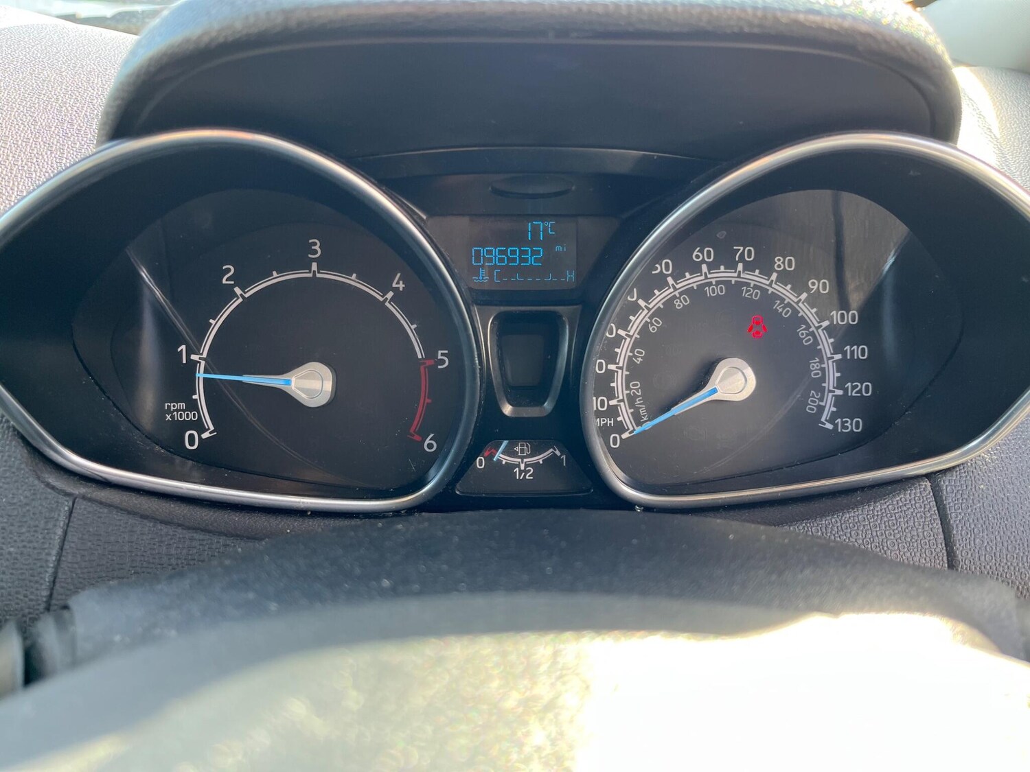 Used Ford Ecosport 2016 for sale - 77722925: Photo 18