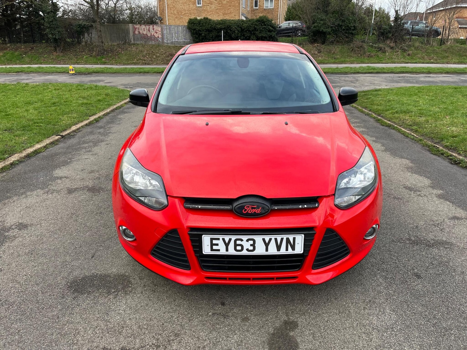 Used Ford Focus for sale - 77537334: Photo 2